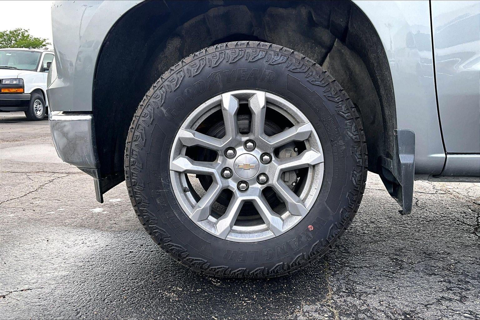2023 Chevrolet Silverado 1500 LT (2FL)