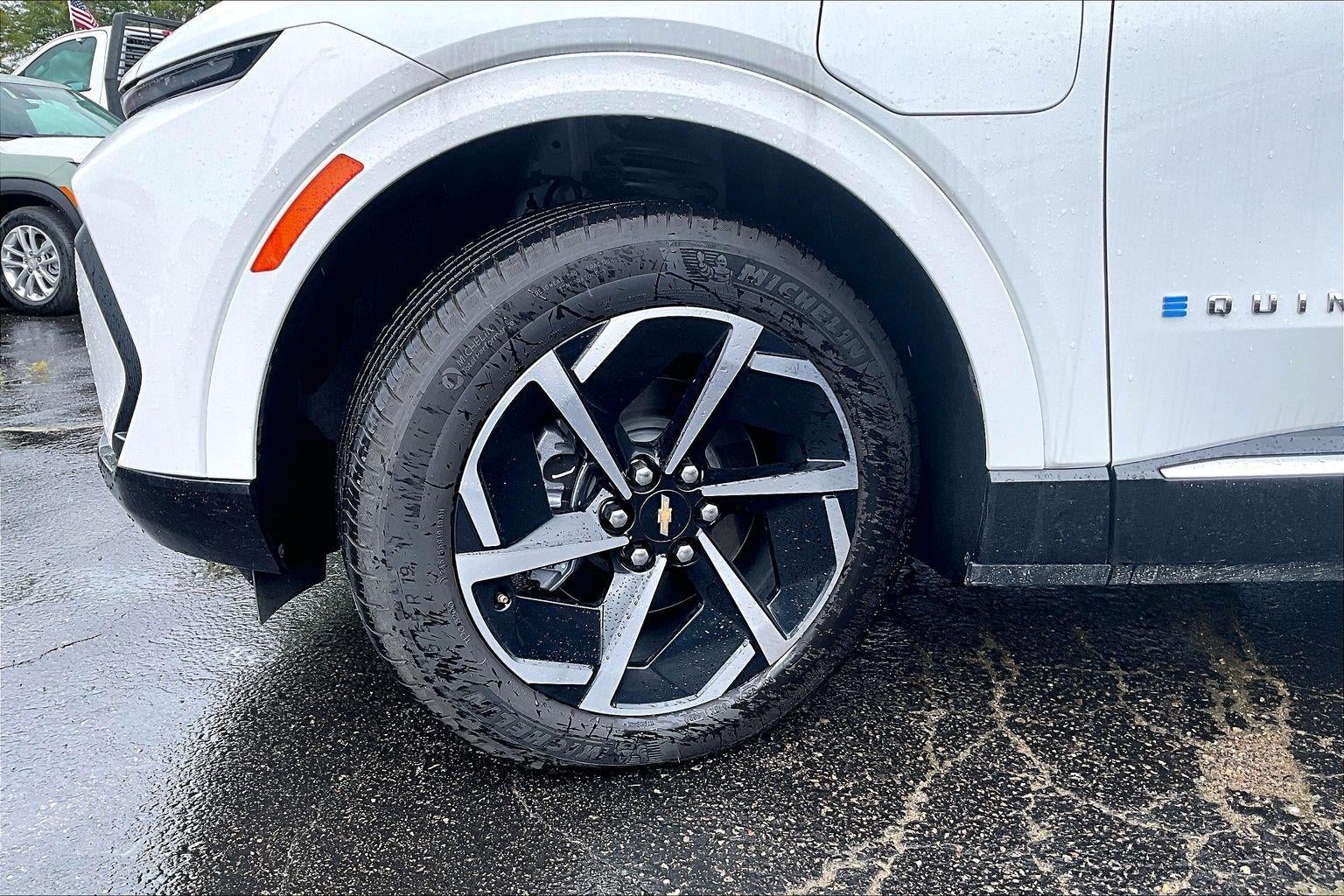 2025 Chevrolet Equinox EV LT