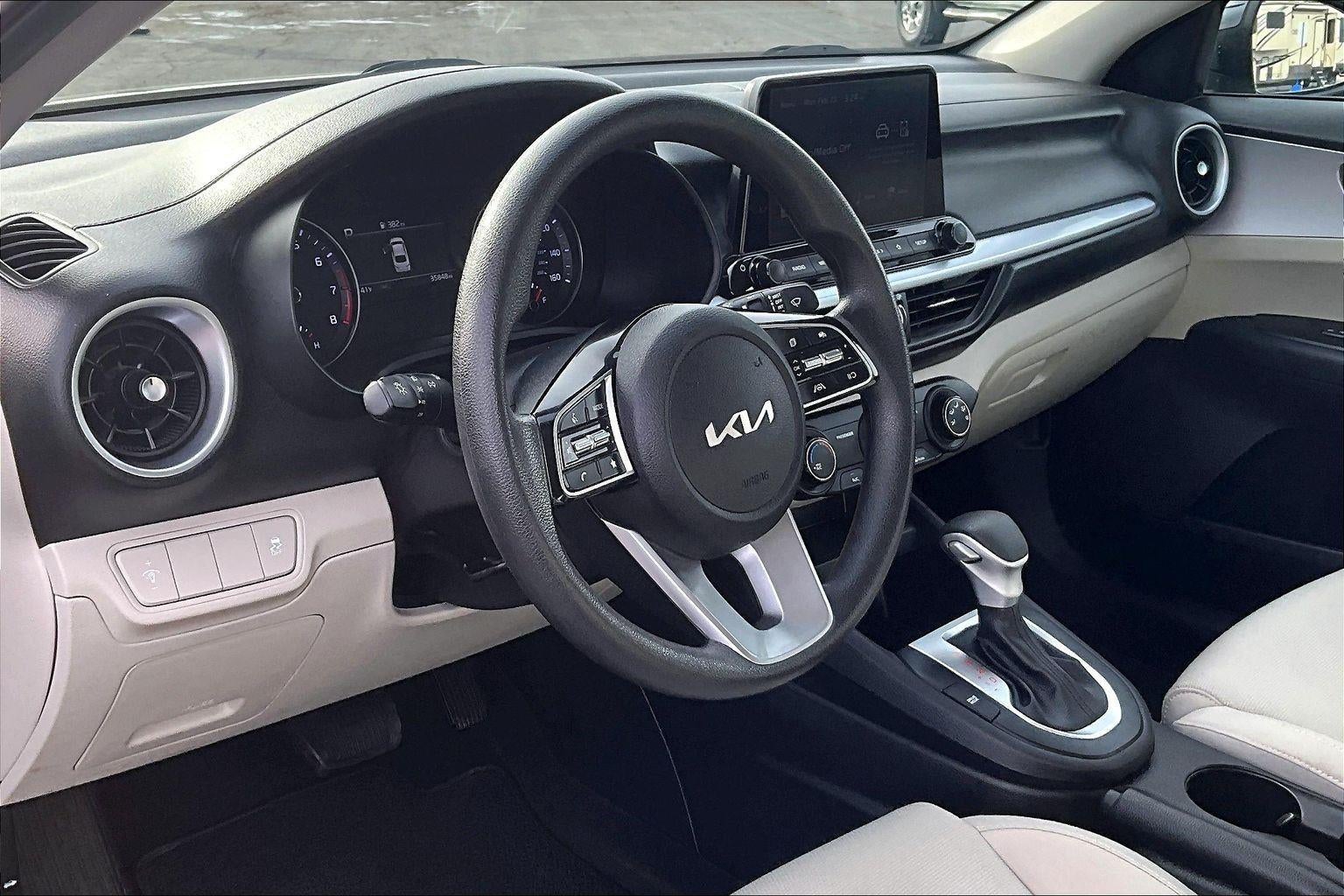 2023 Kia Forte LXS