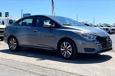 2025 Nissan Versa SV