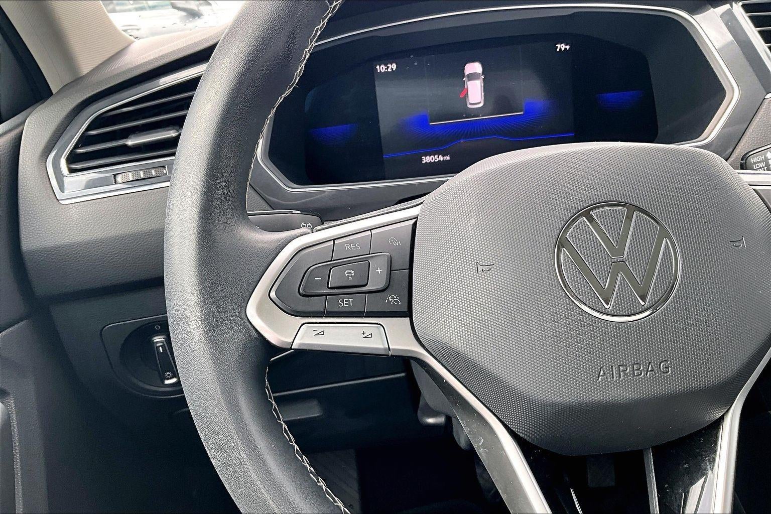 2023 Volkswagen Tiguan SE