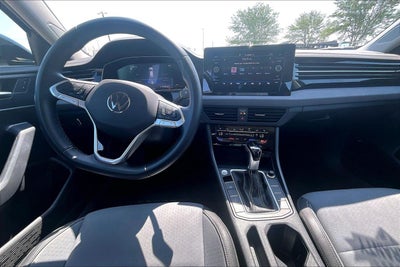 2025 Volkswagen Jetta SE