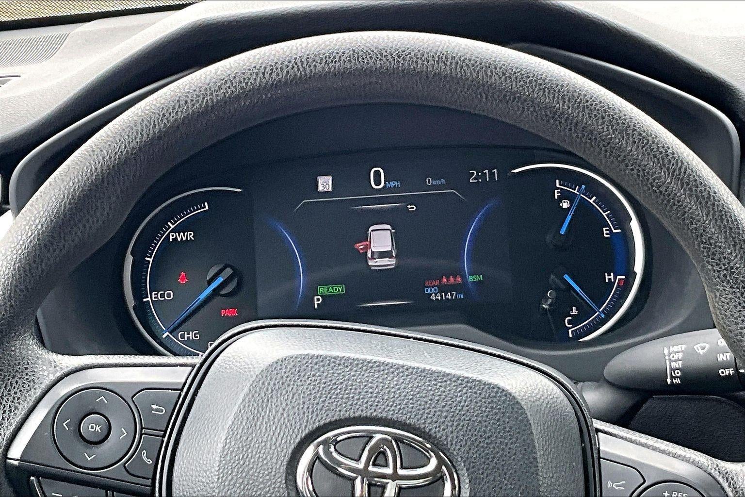 2025 Toyota RAV4 Hybrid LE