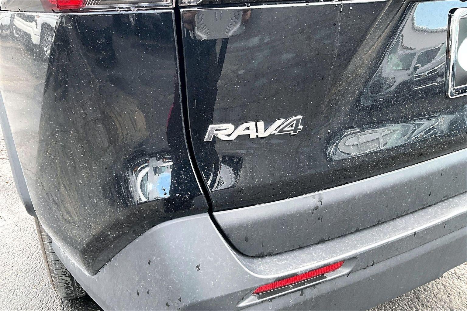 2025 Toyota RAV4 Hybrid LE