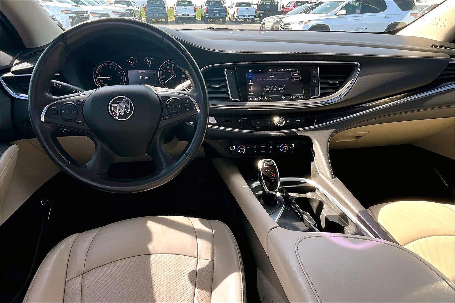 2020 Buick Enclave Essence