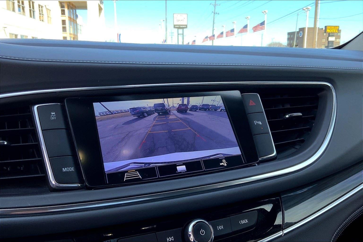 2020 Buick Enclave Essence