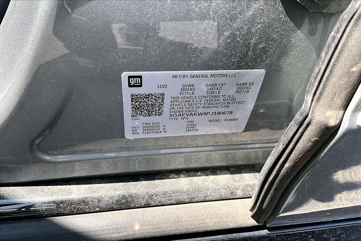 2023 Buick Enclave Essence