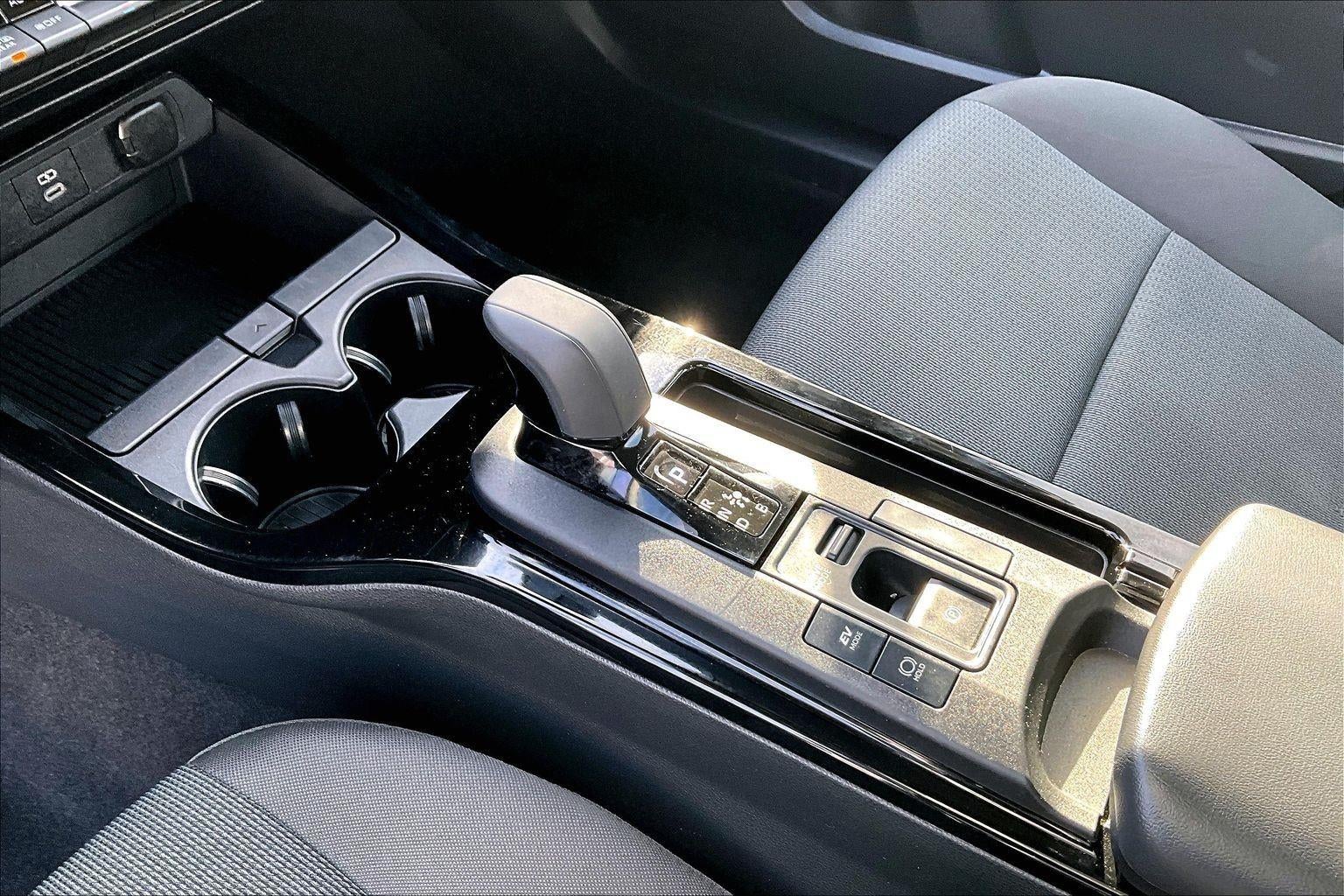 2024 Toyota Prius LE