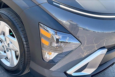 2025 Hyundai Kona SE