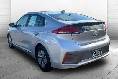 2022 Hyundai Ioniq Hybrid SE