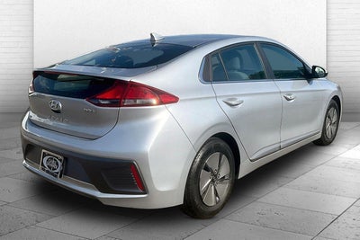 2022 Hyundai Ioniq Hybrid SE