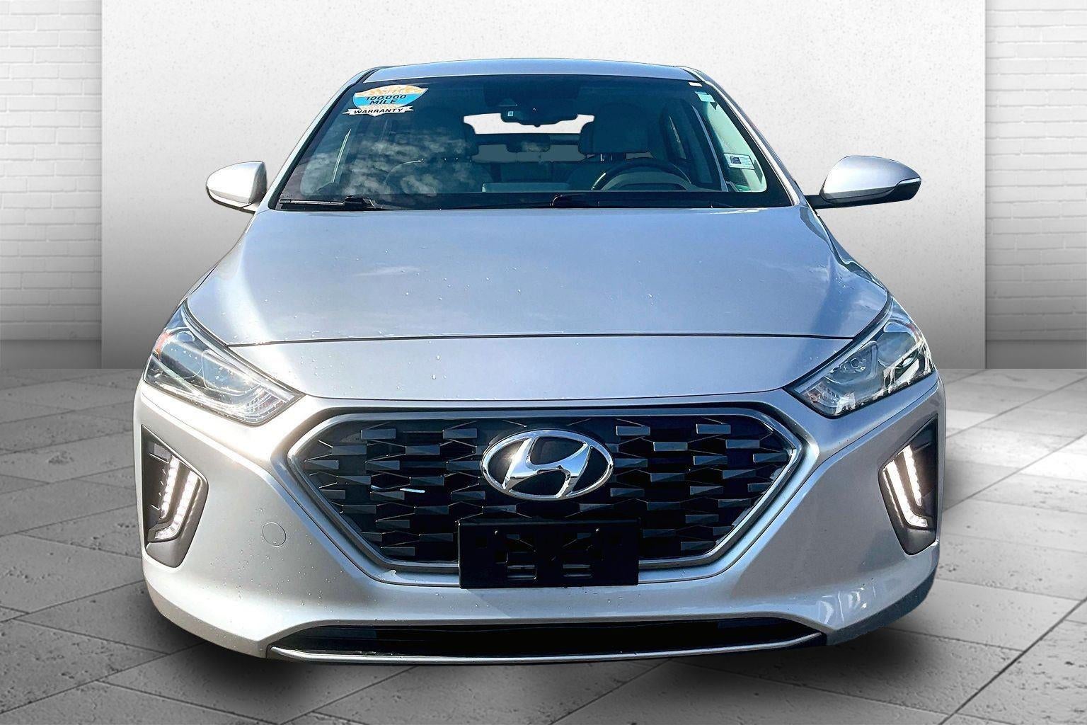 2022 Hyundai Ioniq Hybrid SE