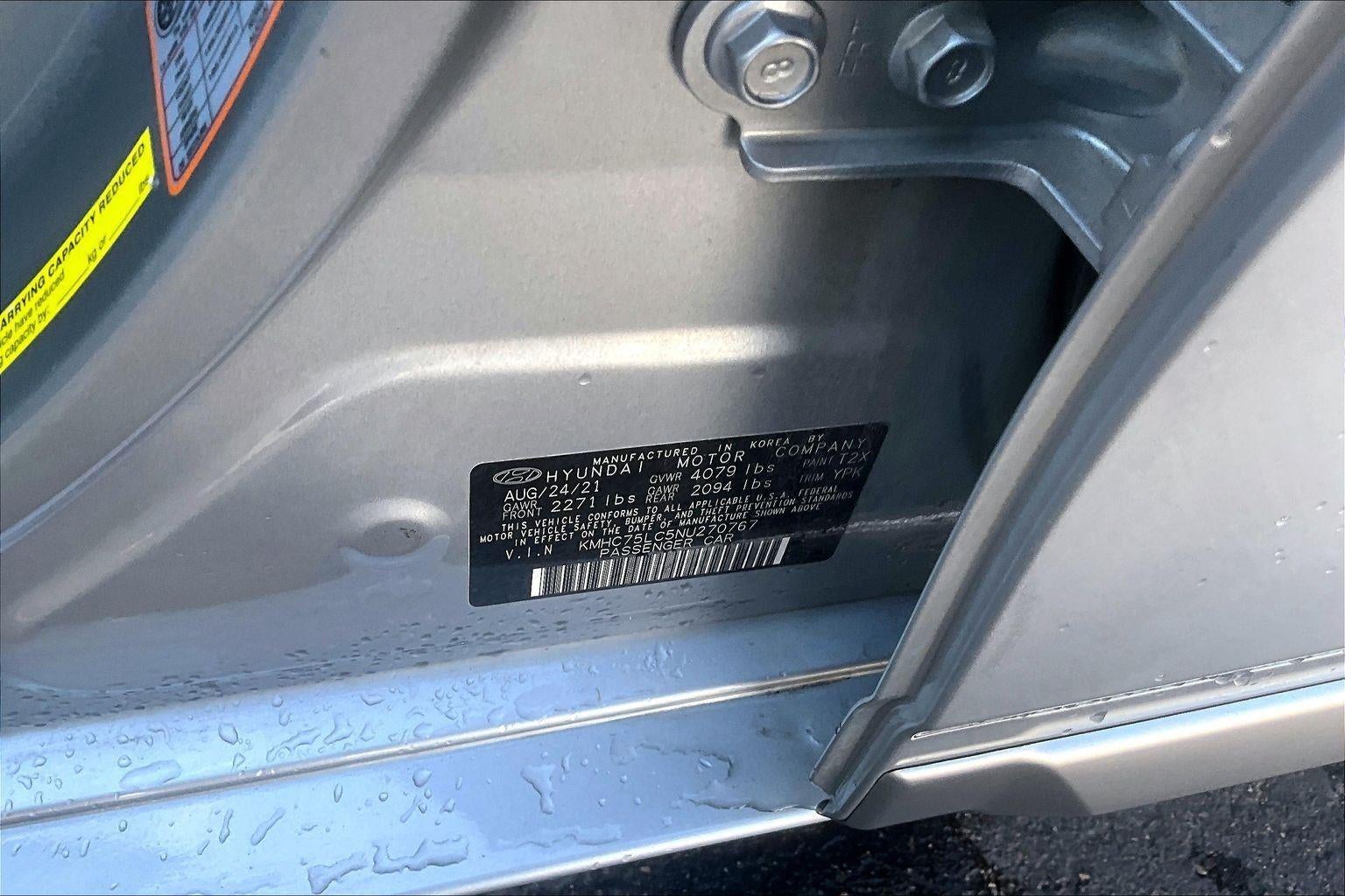 2022 Hyundai Ioniq Hybrid SE