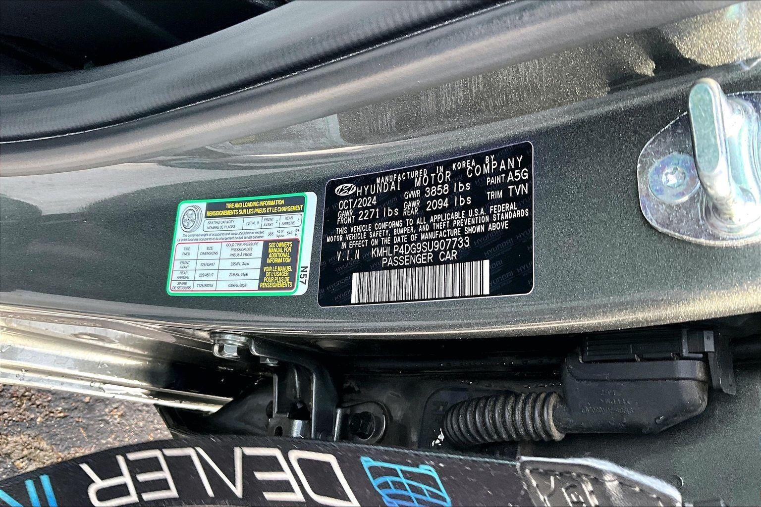 2025 Hyundai Elantra Limited