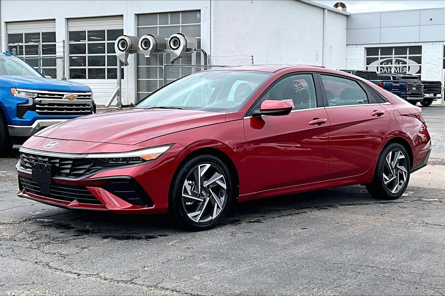 2025 Hyundai Elantra SEL Convenience