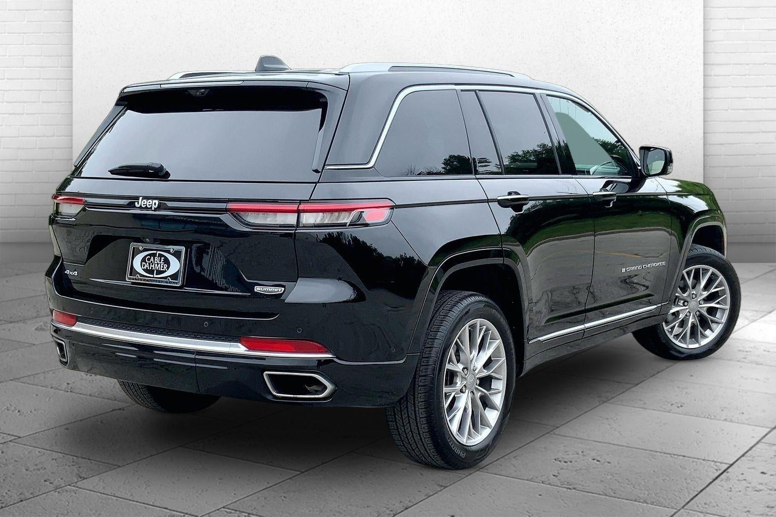 2023 Jeep Grand Cherokee Summit