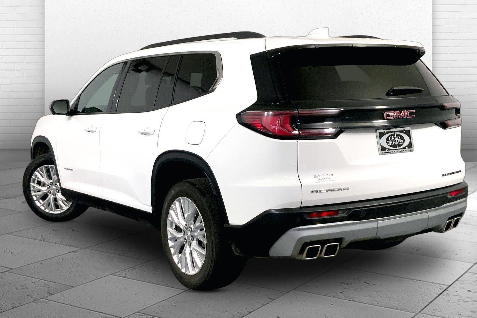 2024 GMC Acadia Elevation