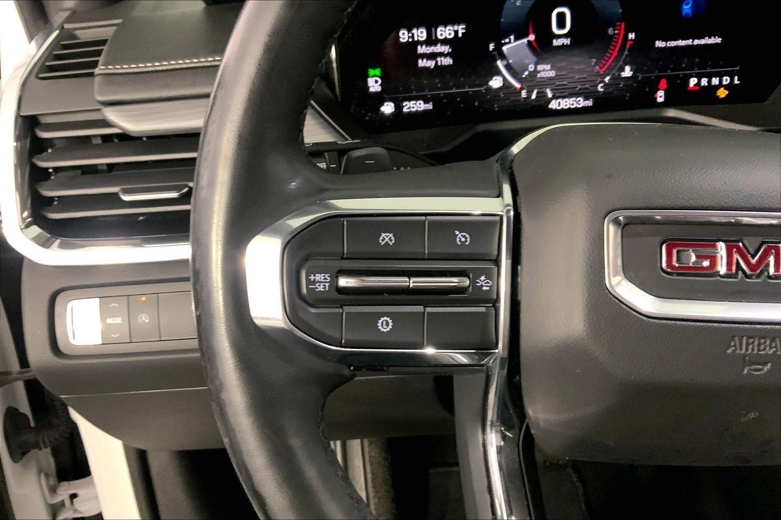 2024 GMC Acadia Elevation