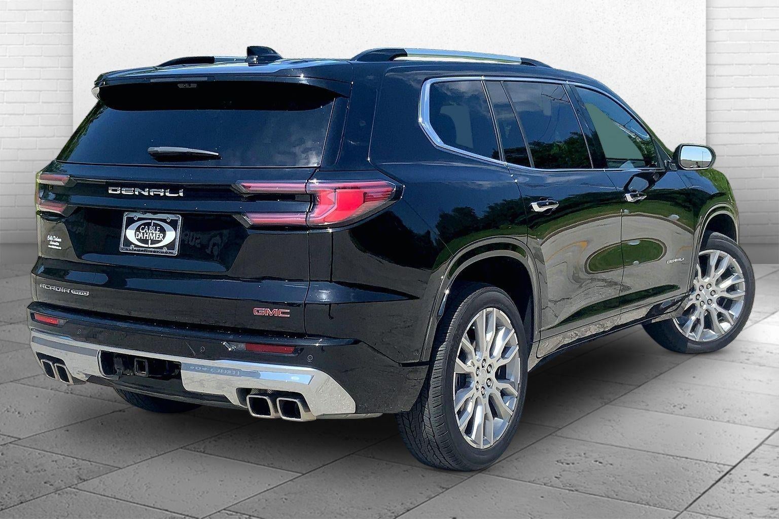 2025 GMC Acadia Denali