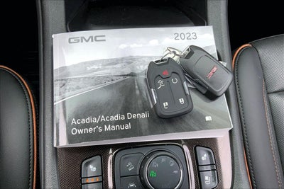 2023 GMC Acadia AT4