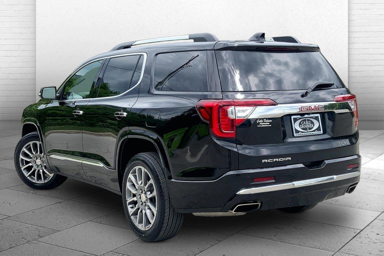 2023 GMC Acadia Denali
