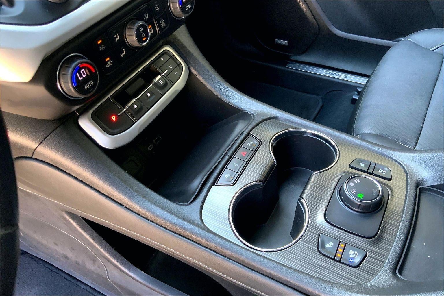 2020 GMC Acadia SLT