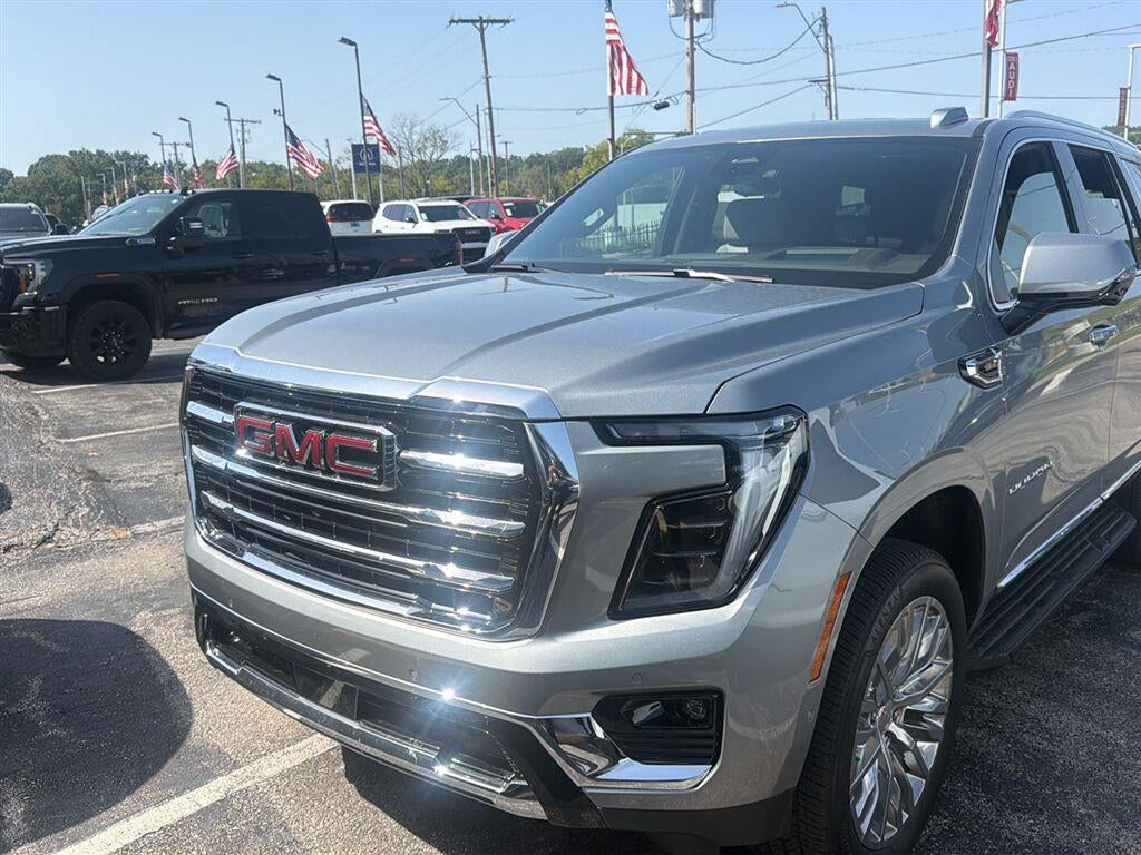 2025 GMC Yukon Elevation