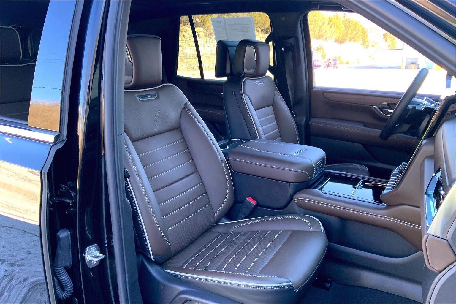 2025 GMC Yukon Denali Ultimate