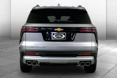 2024 Chevrolet Traverse LT