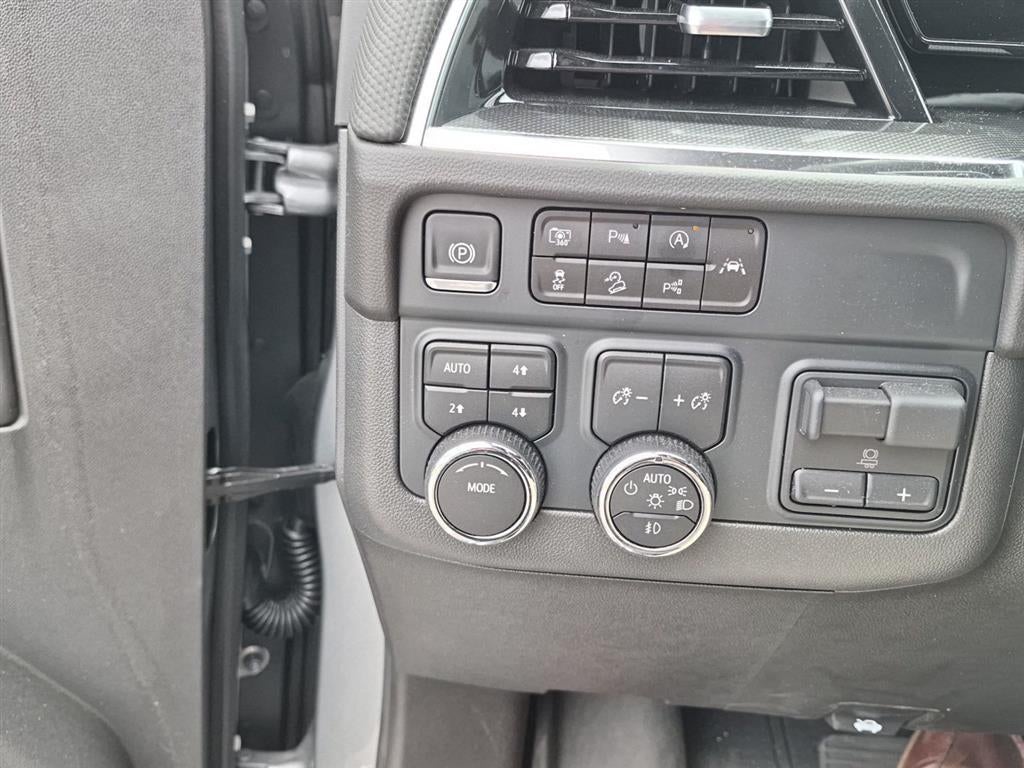 2025 Chevrolet Tahoe RST