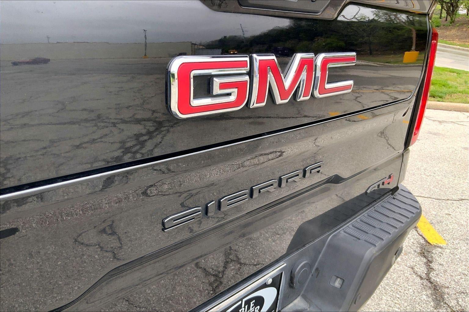 2023 GMC Sierra 1500 AT4