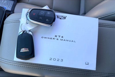 2023 Cadillac XT4 Premium Luxury