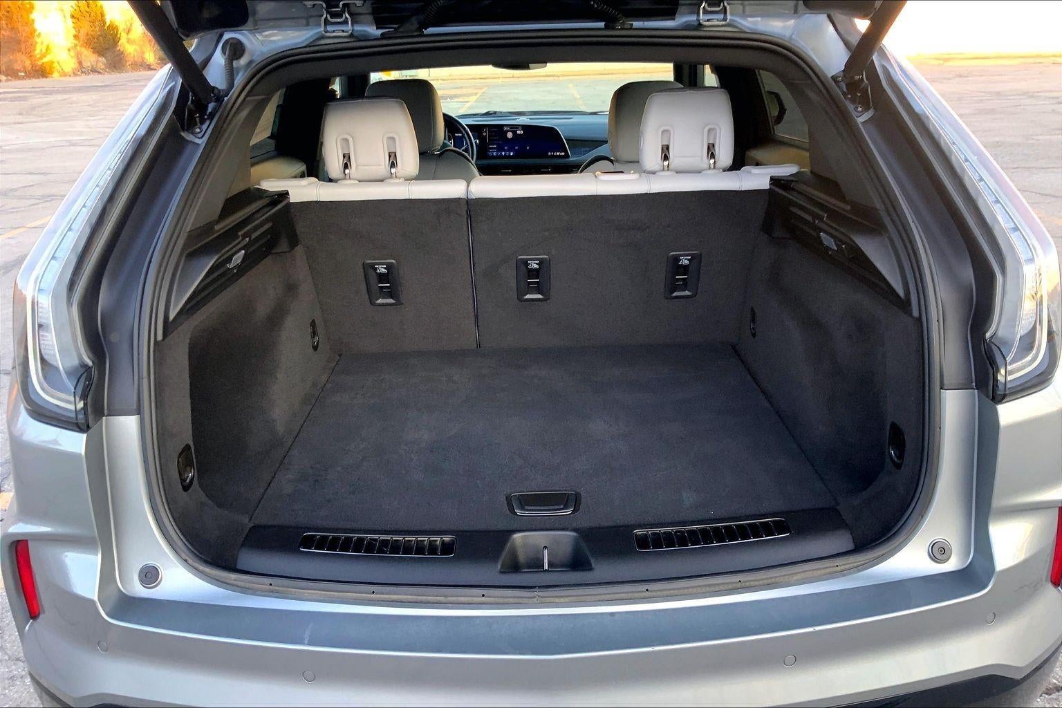 2024 Cadillac XT4 Sport