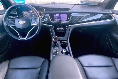 2025 Cadillac XT6 Premium Luxury