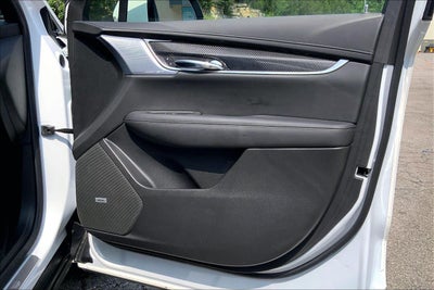 2025 Cadillac XT6 Sport