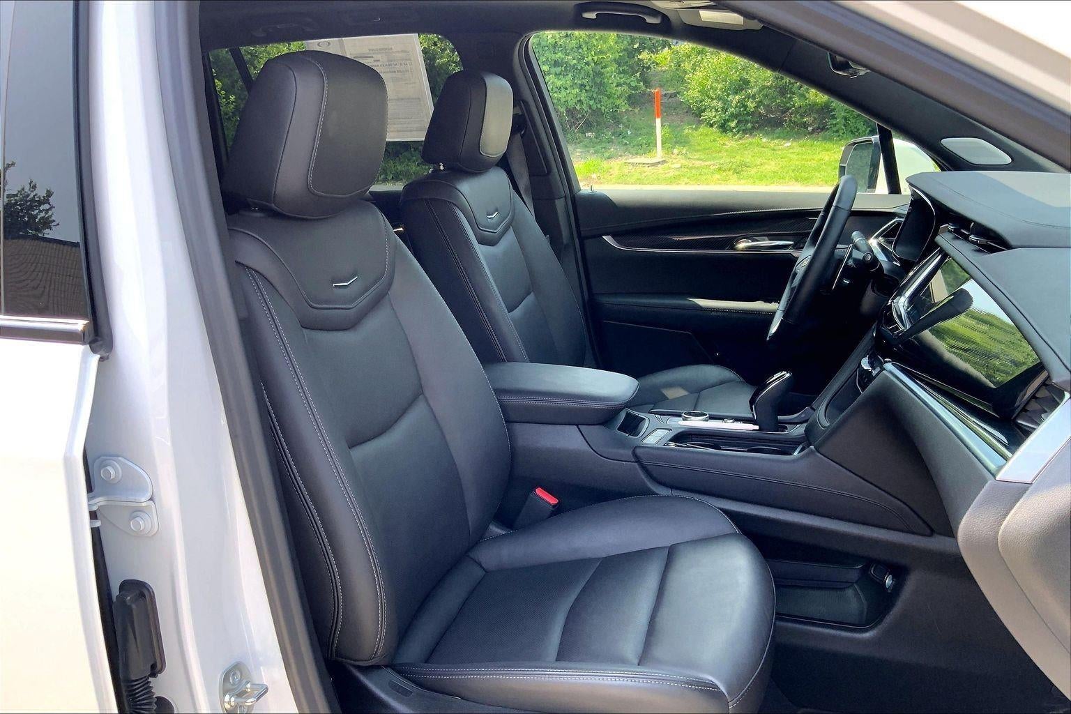 2025 Cadillac XT6 Sport