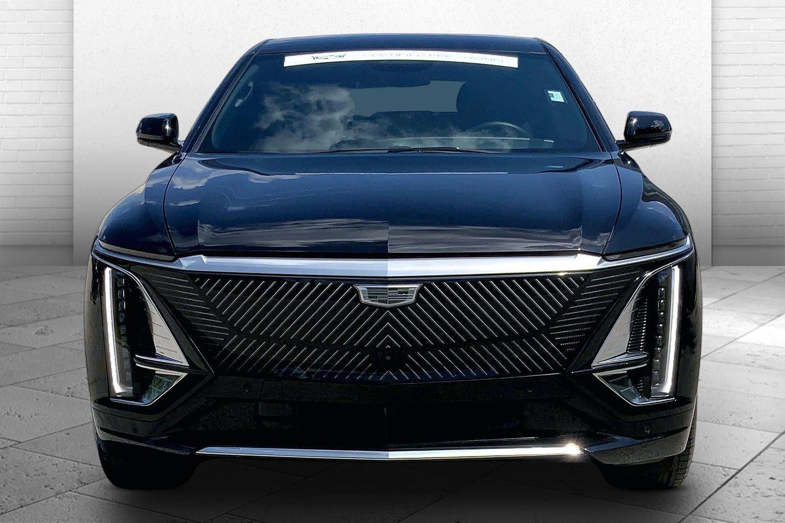 2024 Cadillac LYRIQ Luxury 1