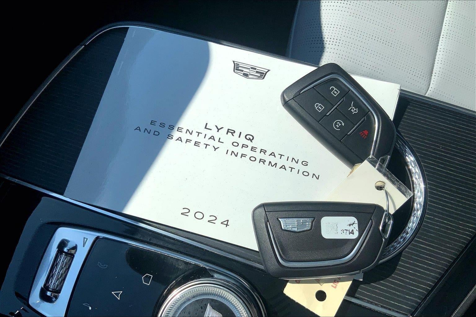 2024 Cadillac LYRIQ Luxury 1
