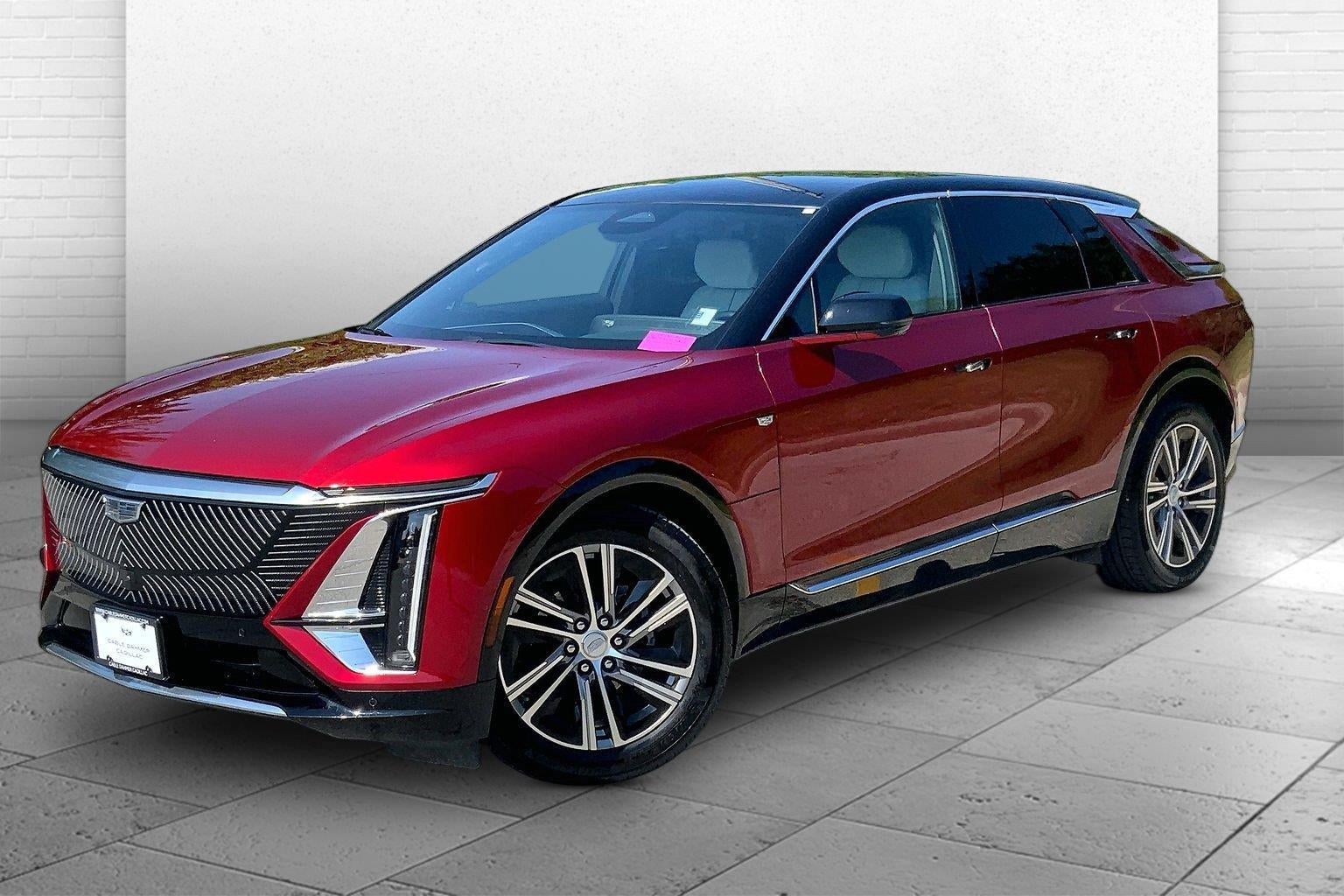 2024 Cadillac LYRIQ Luxury 1