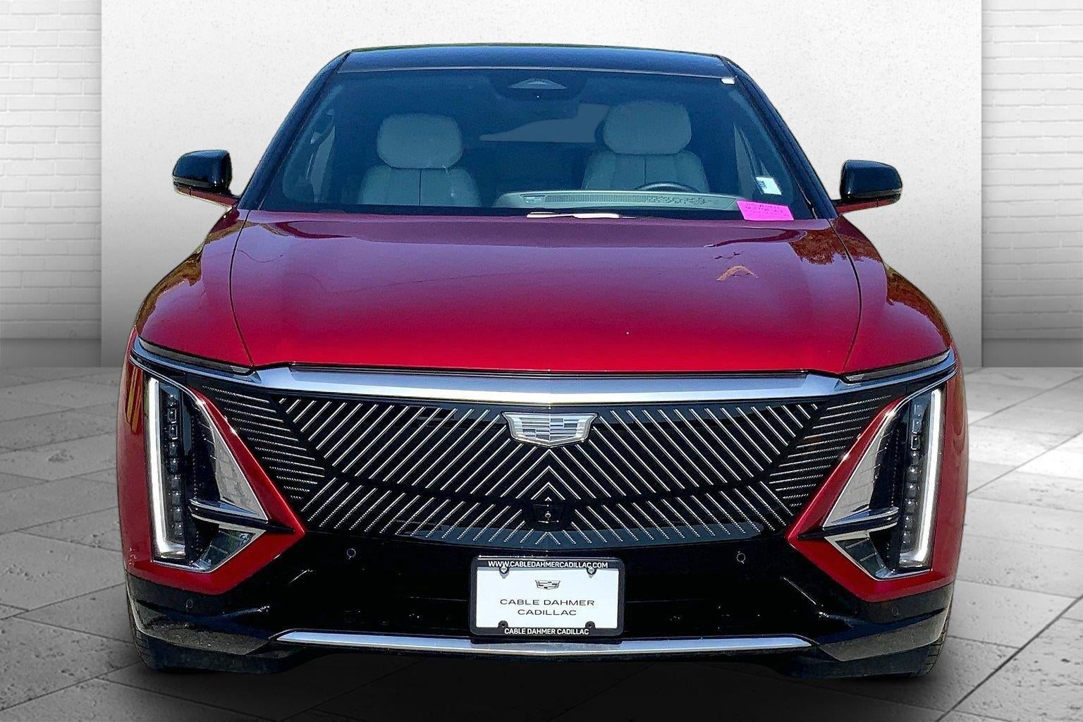 2024 Cadillac LYRIQ Luxury 1