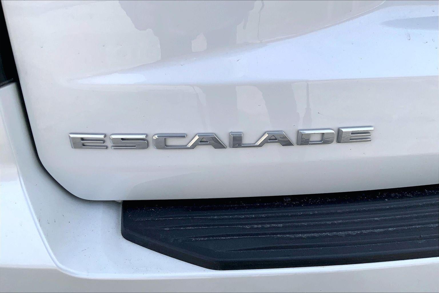 2023 Cadillac Escalade Luxury