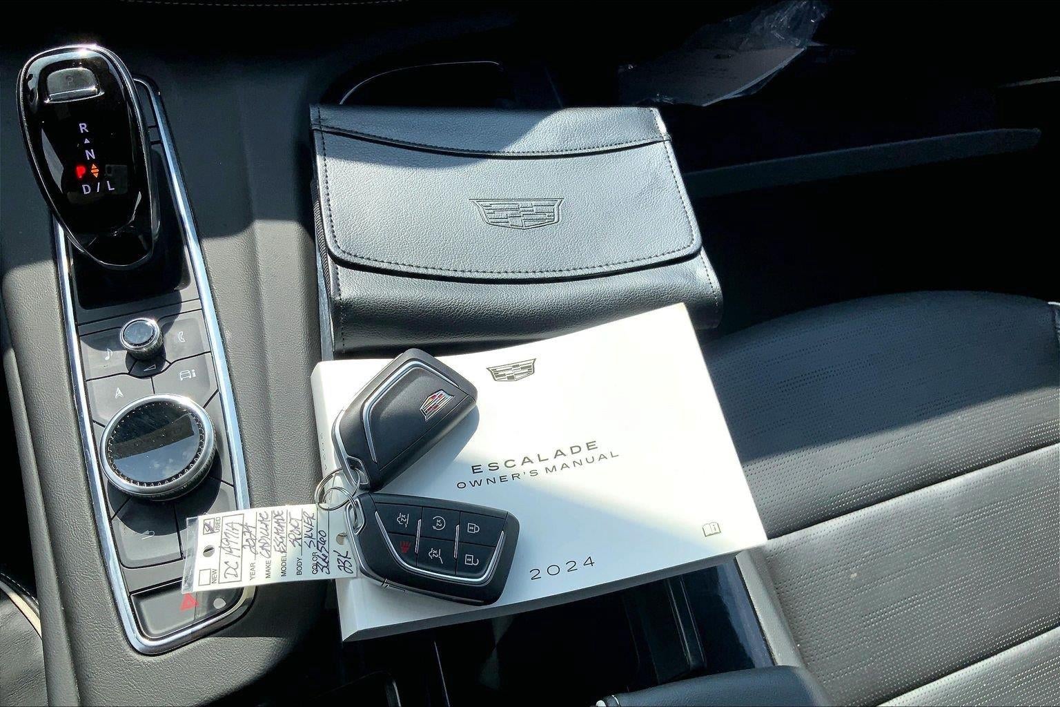 2024 Cadillac Escalade Sport