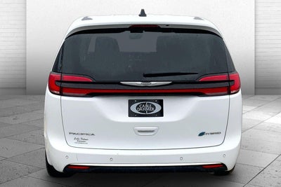2024 Chrysler Pacifica Hybrid Select