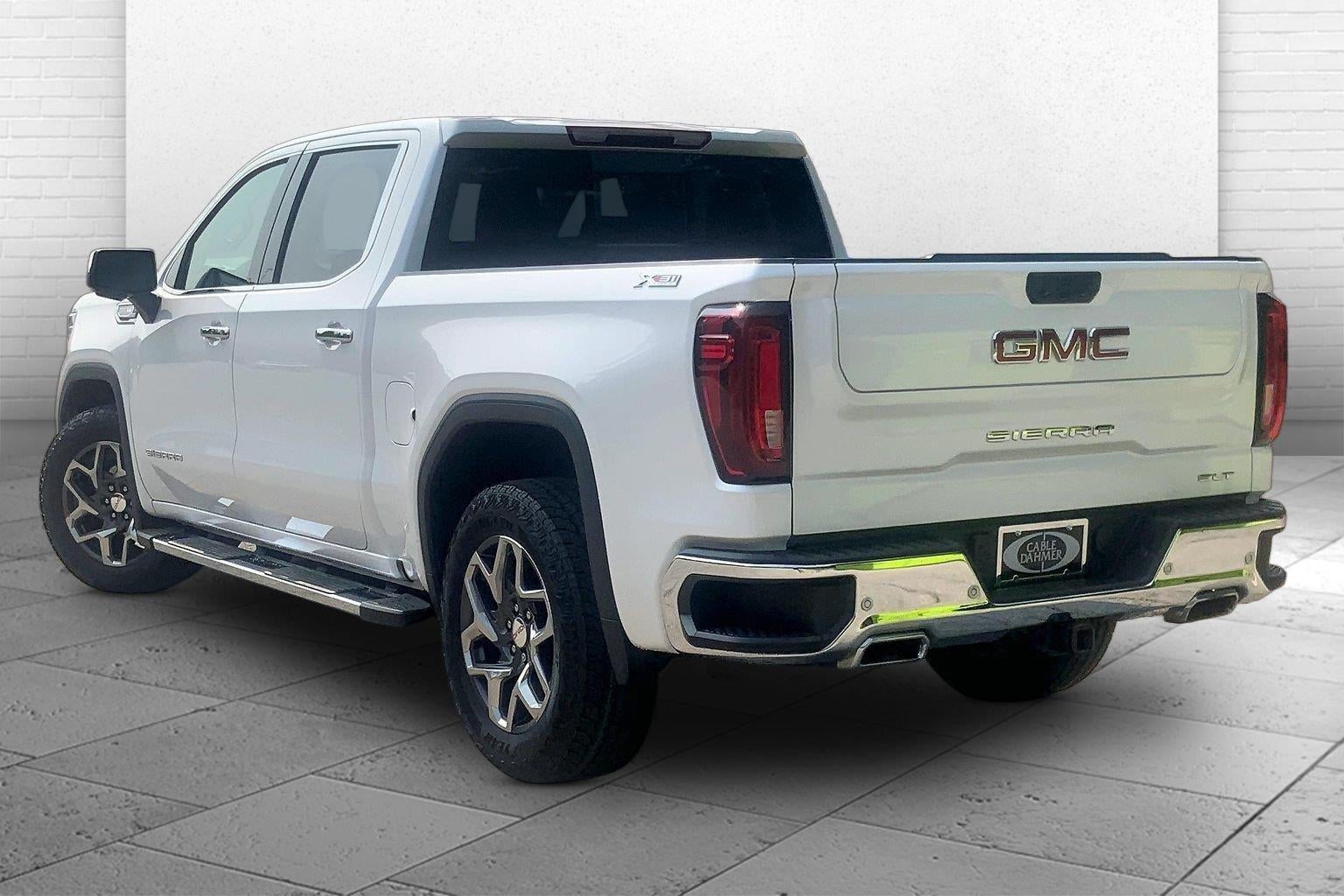 2024 GMC Sierra 1500 SLT