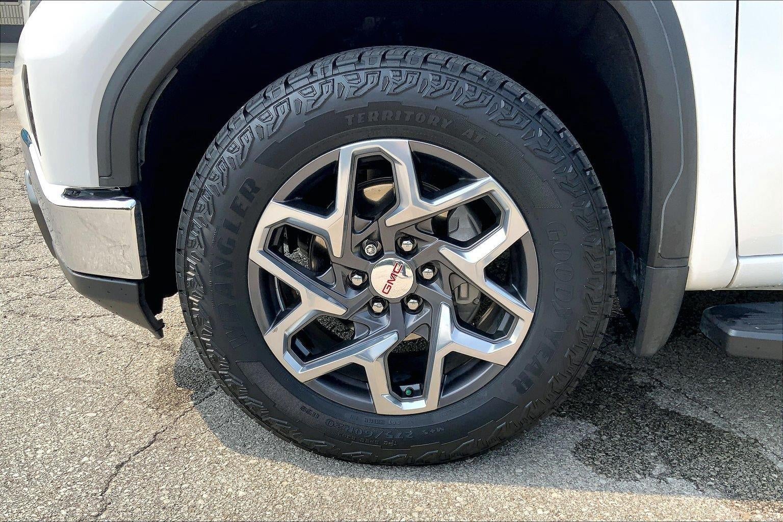 2024 GMC Sierra 1500 SLT
