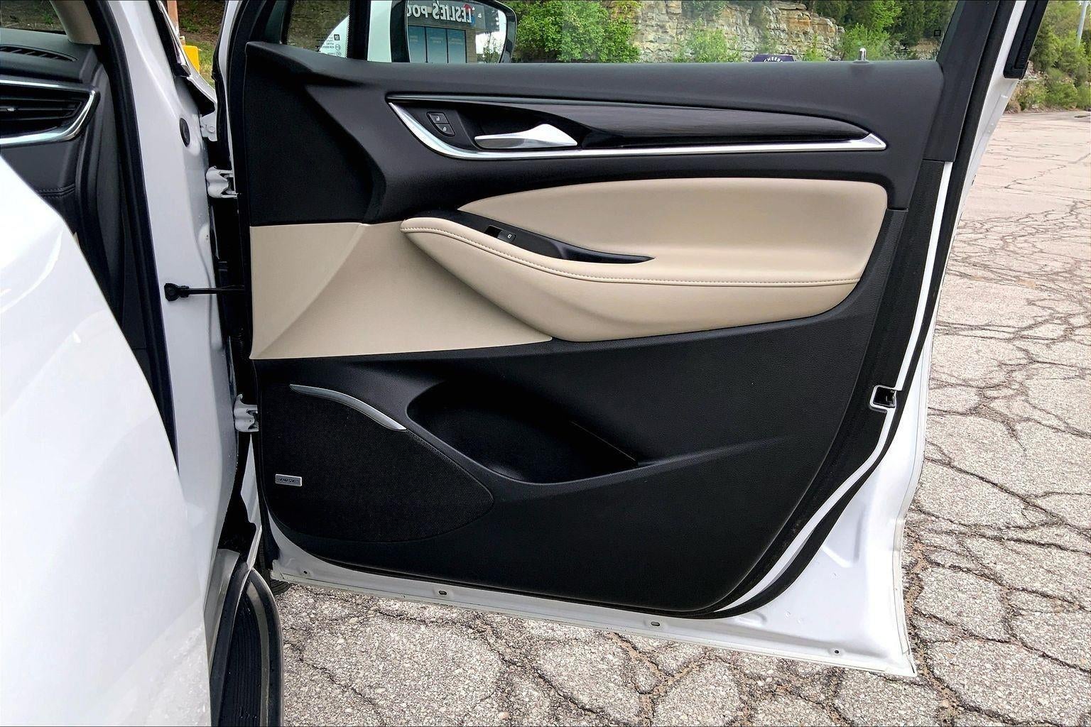 2021 Buick Enclave Essence