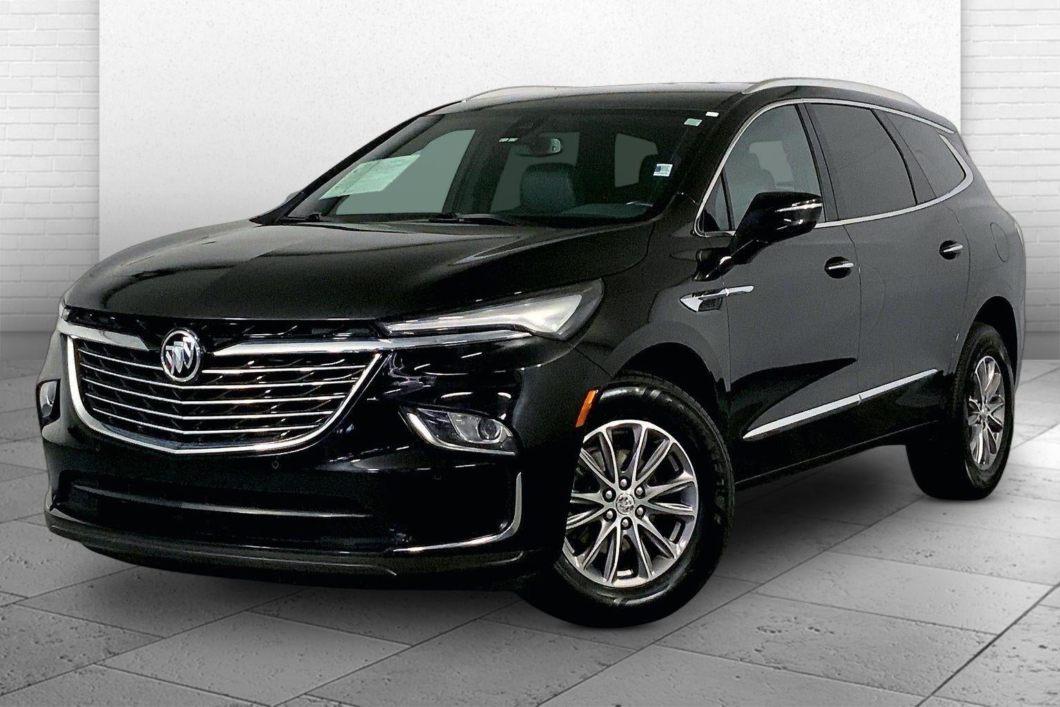 2023 Buick Enclave Essence