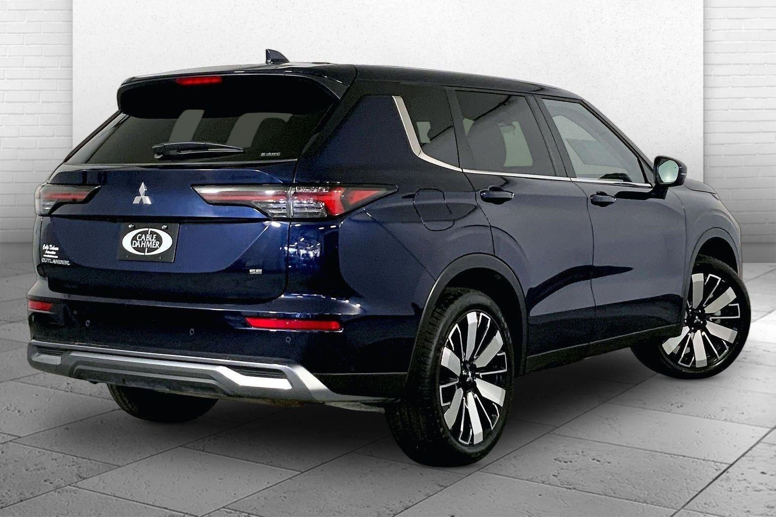 2025 Mitsubishi Outlander SE