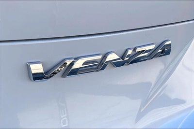 2023 Toyota Venza LE