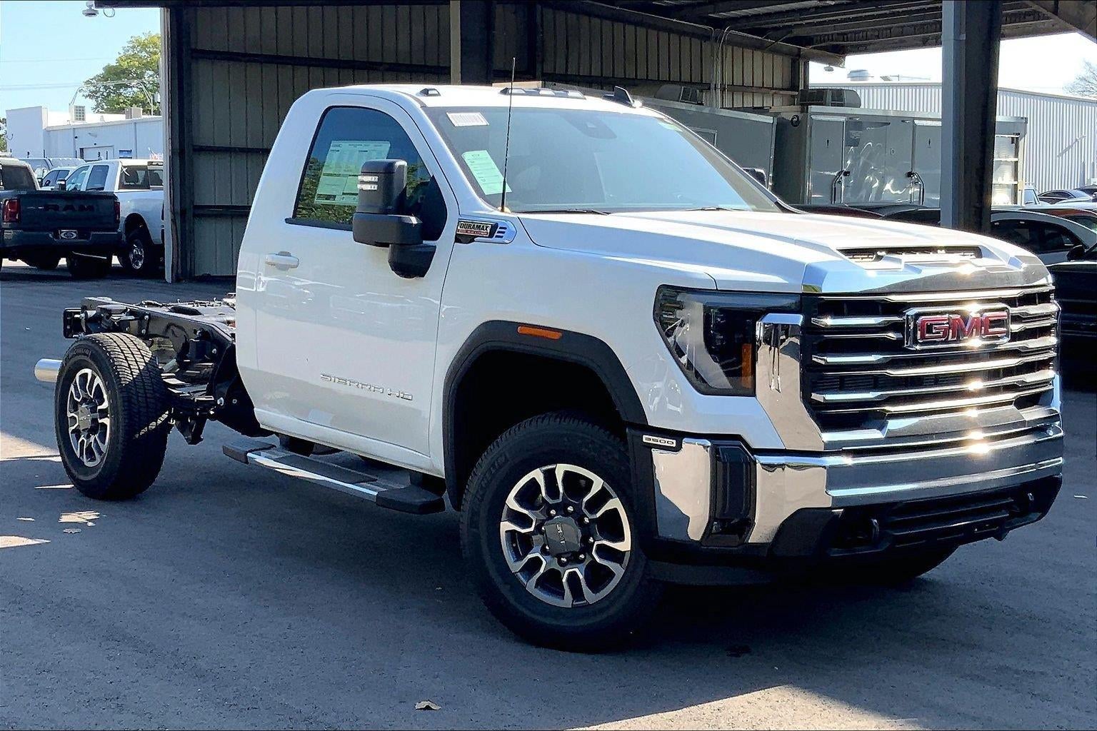 2026 GMC Sierra 3500 HD SLE